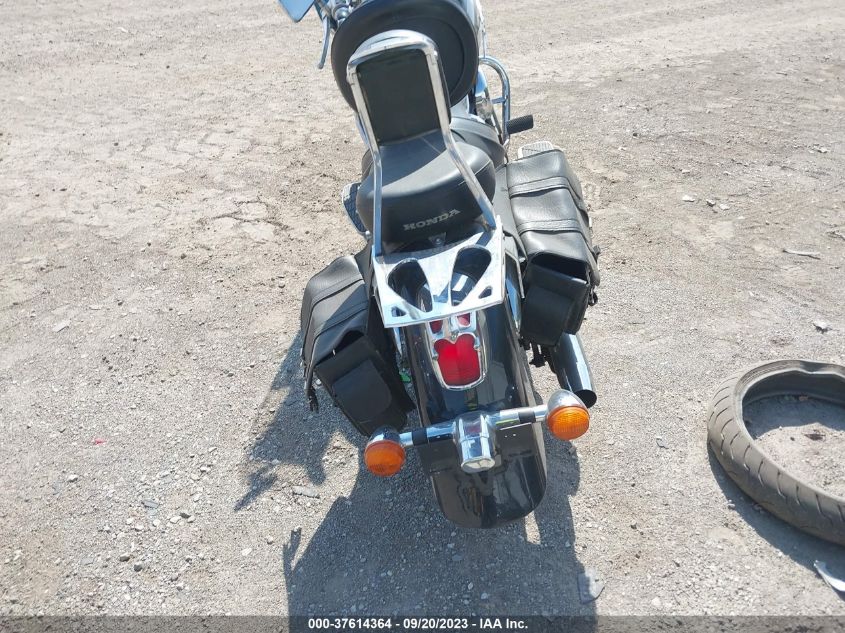 2000 HONDA VT1100 C3 1HFSC3901YA201373