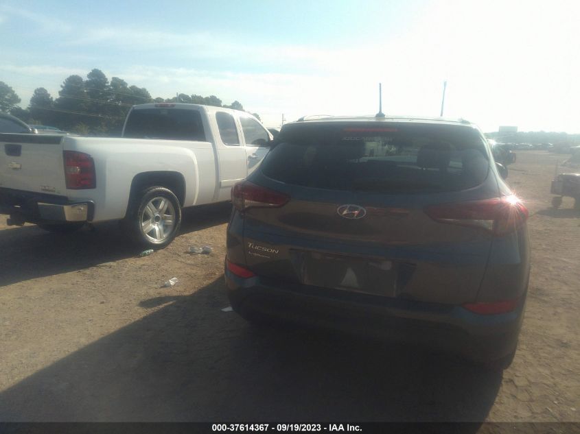 2017 HYUNDAI TUCSON SE - KM8J33A4XHU374243