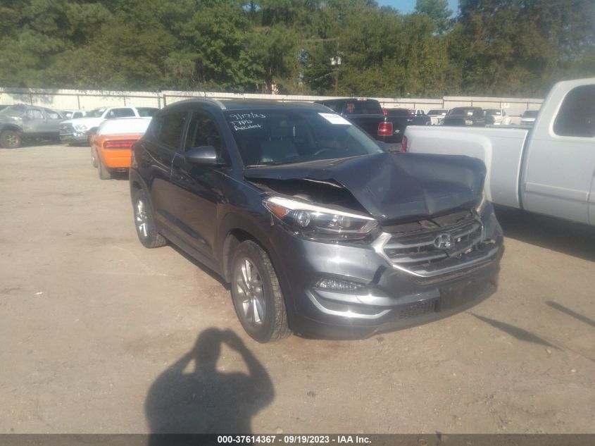 2017 HYUNDAI TUCSON SE - KM8J33A4XHU374243