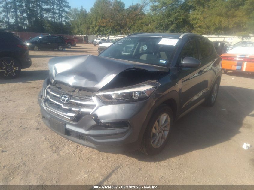 2017 HYUNDAI TUCSON SE - KM8J33A4XHU374243