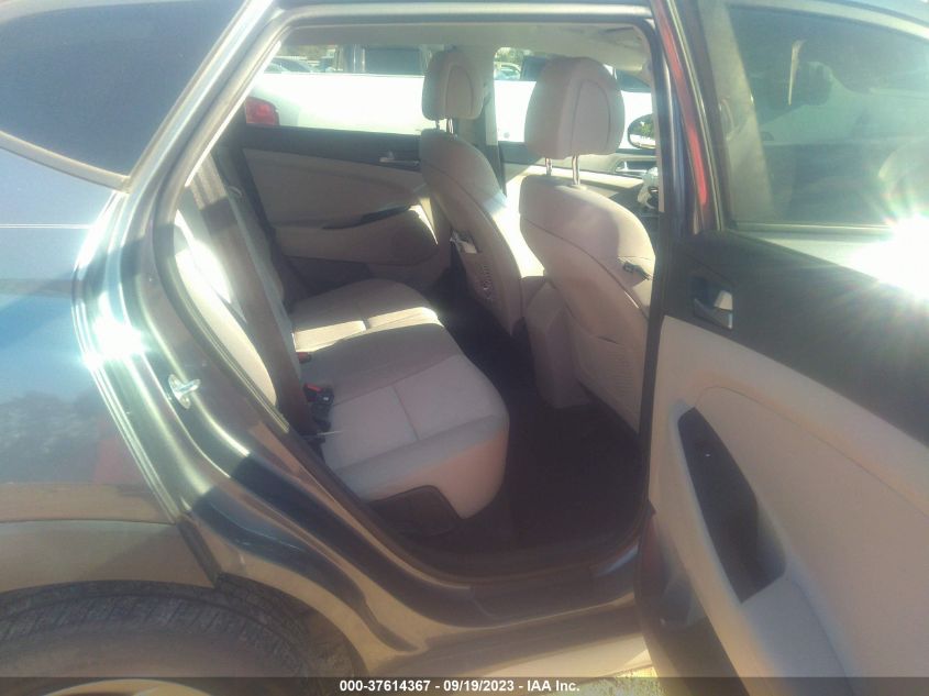 2017 HYUNDAI TUCSON SE - KM8J33A4XHU374243