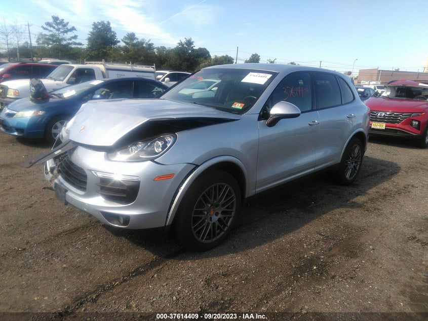 VIN WP1AA2A24HKA88112 2017 PORSCHE CAYENNE
