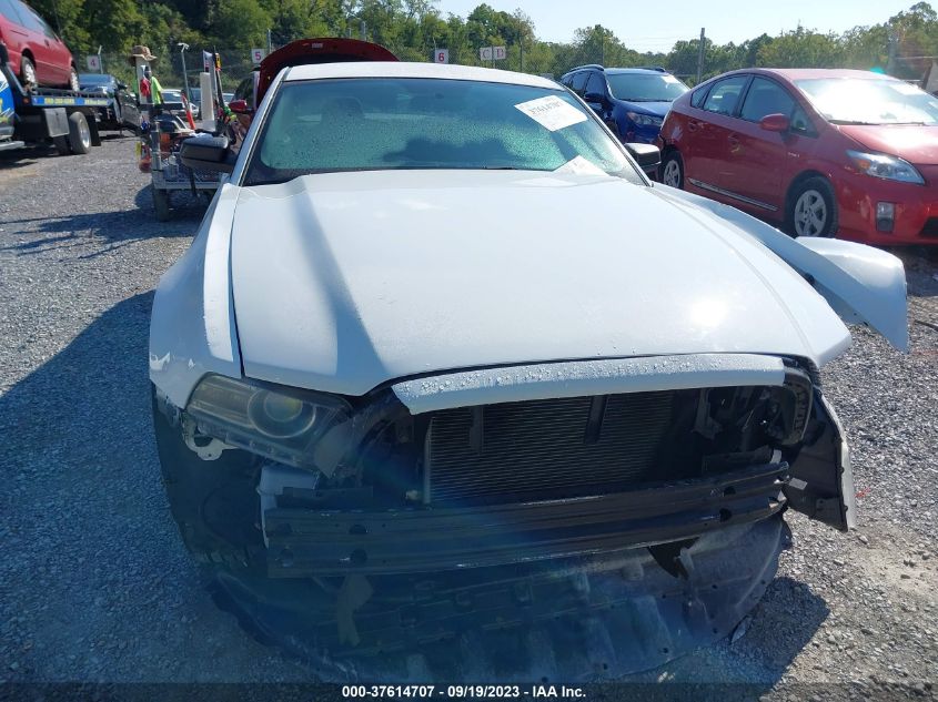 2014 FORD MUSTANG V6 - 1ZVBP8AM5E5200495