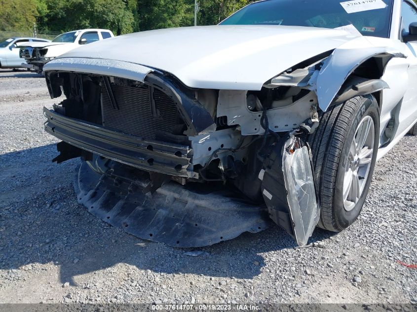 2014 FORD MUSTANG V6 - 1ZVBP8AM5E5200495