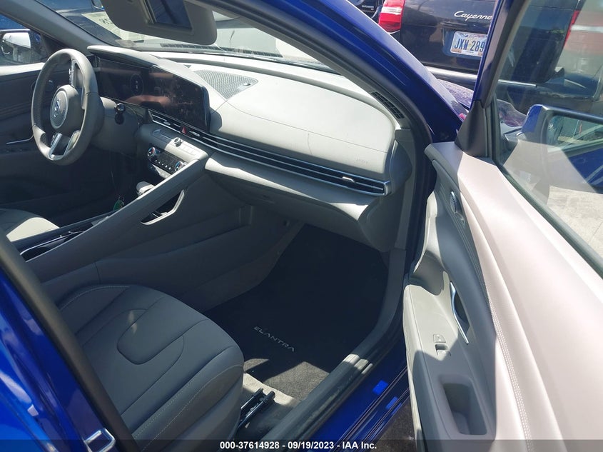 VIN KMHLS4AG6PU568942 2023 HYUNDAI ELANTRA SEL