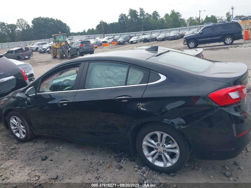 2019 CHEVROLET CRUZE LT - 1G1BE5SM3K7108591
