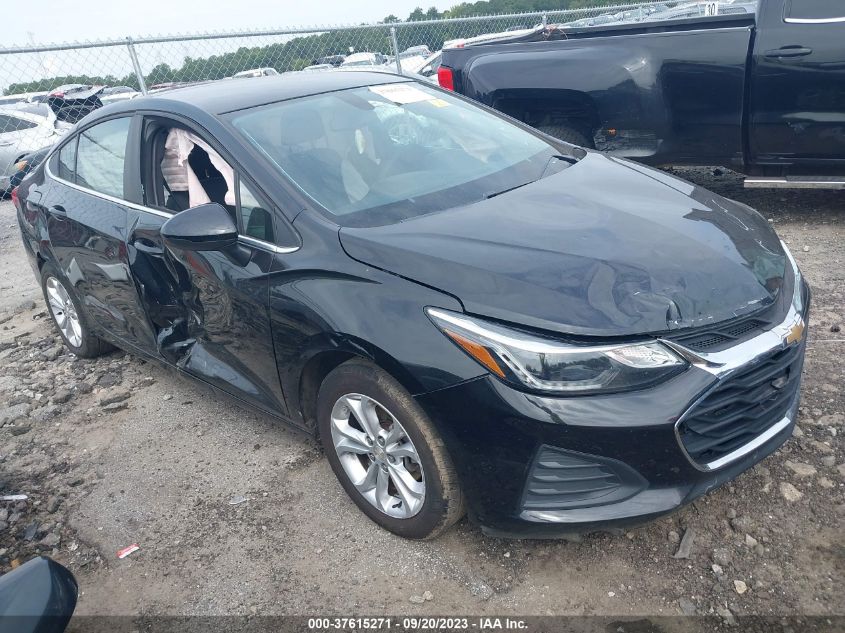 2019 CHEVROLET CRUZE LT - 1G1BE5SM3K7108591