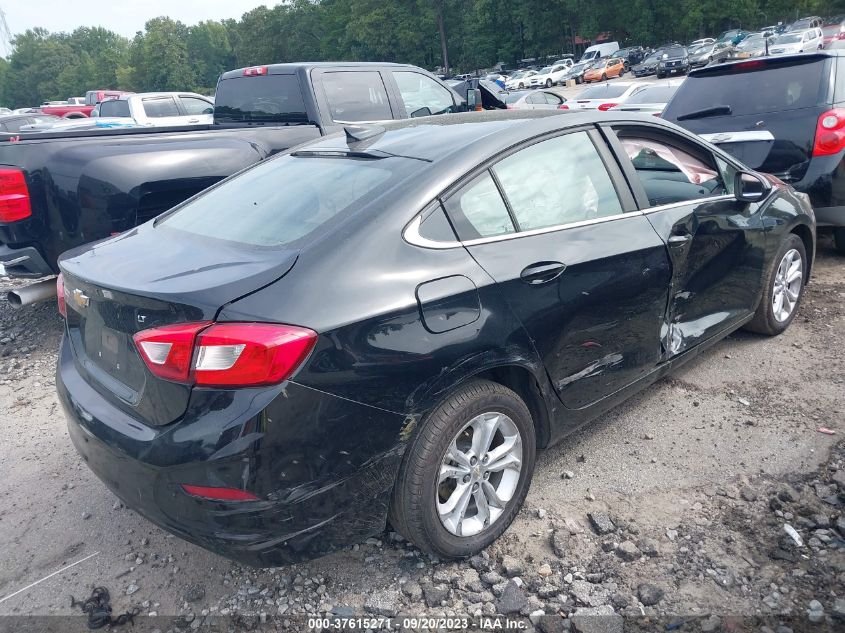 2019 CHEVROLET CRUZE LT - 1G1BE5SM3K7108591