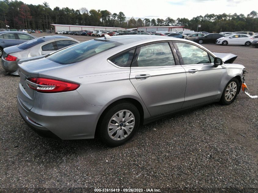 3FA6P0G75LR143951 Ford Fusion S 4