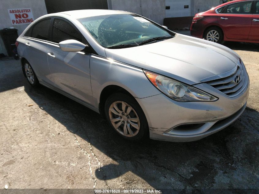 2013 HYUNDAI SONATA GLS PZEV - 5NPEB4AC3DH509220