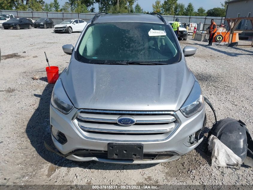 2018 FORD ESCAPE SE - 1FMCU9GD1JUC11146