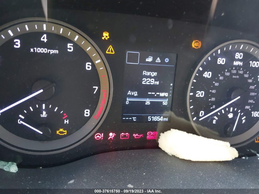 2017 HYUNDAI TUCSON SE - KM8J33A40HU390385