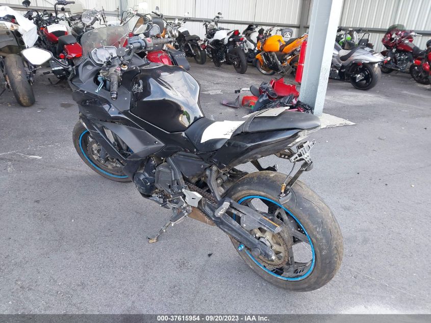 2017 KAWASAKI EX650 F - JKAEXEK18HDA03069