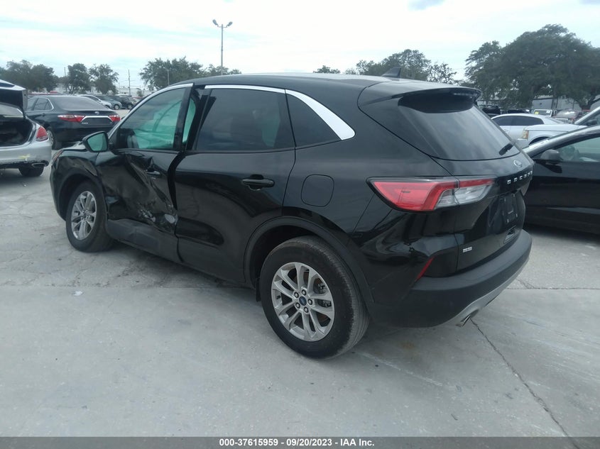 VIN 1FMCU0G67NUB31448 2022 FORD ESCAPE SE
