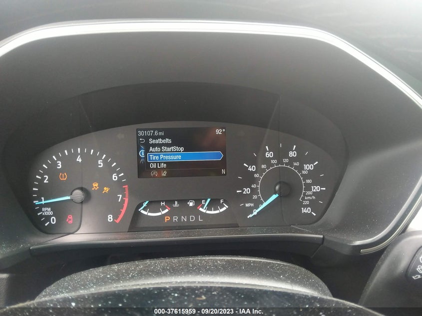 VIN 1FMCU0G67NUB31448 2022 FORD ESCAPE SE