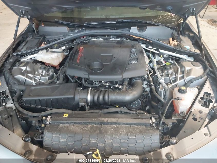 2017 ALFA ROMEO GIULIA Q4 - ZARFAEDN1H7539276