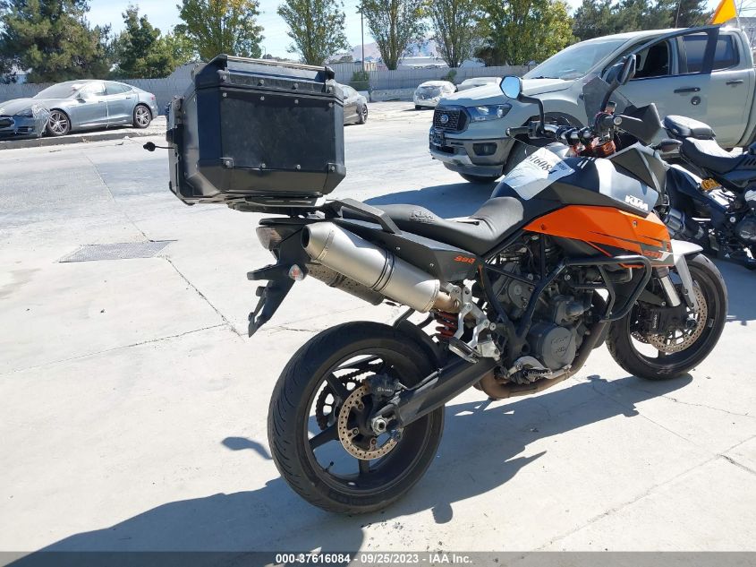 2010 KTM 990SUPERMOTO VBKVS94099M965152