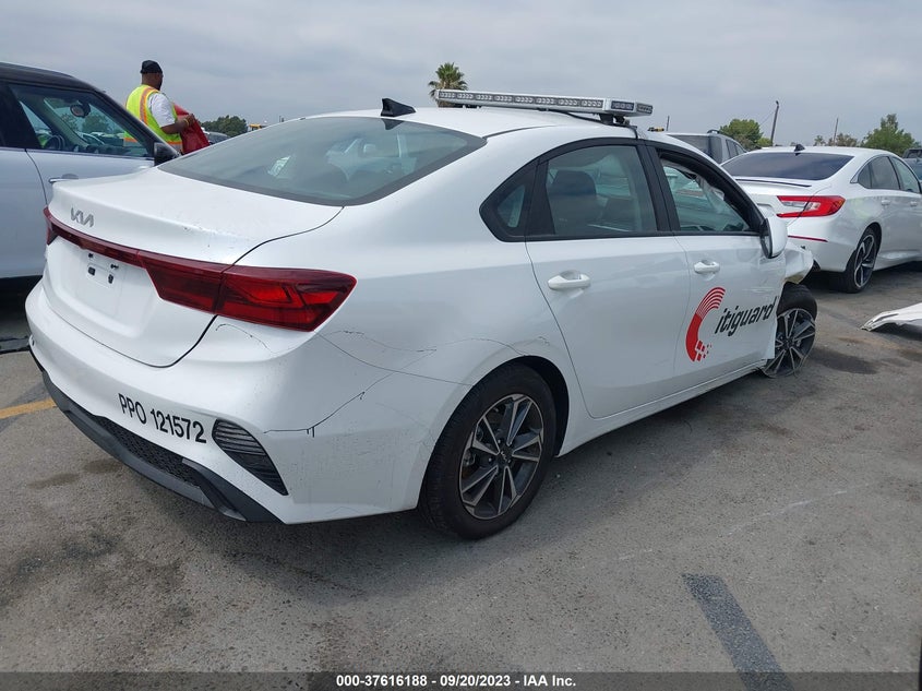 VIN 3KPF24AD8PE617550 2023 KIA FORTE LX/LXS