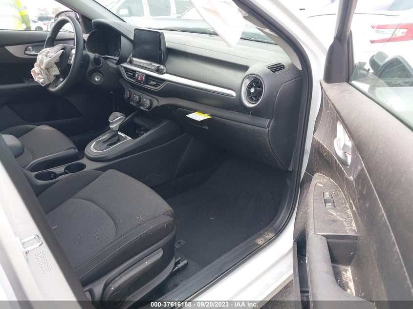 VIN 3KPF24AD8PE617550 2023 KIA FORTE LX/LXS
