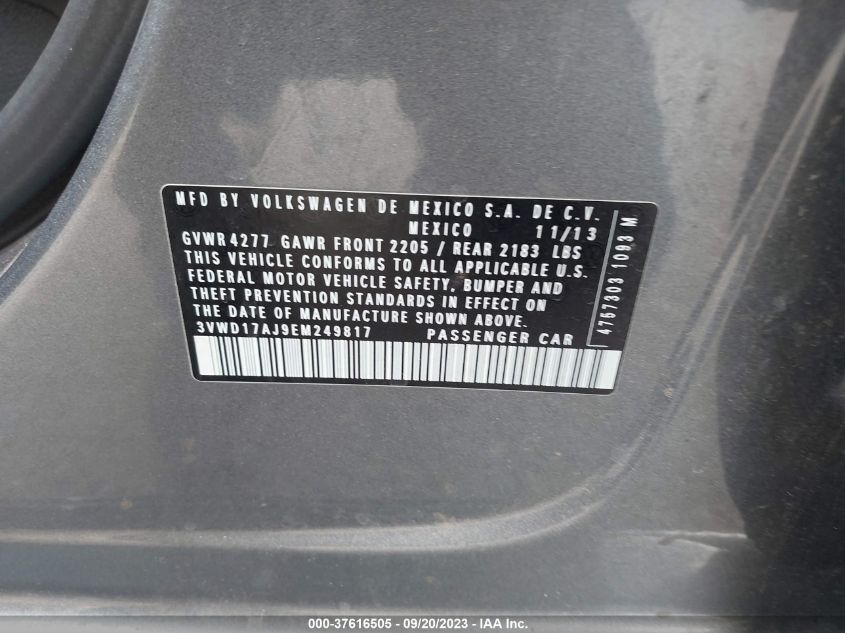 2014 VOLKSWAGEN JETTA SEDAN SE - 3VWD17AJ9EM249817