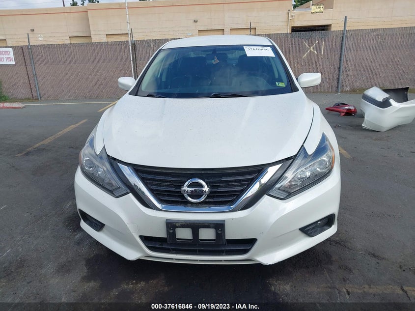 VIN 1N4AL3AP2JC227799 2018 NISSAN ALTIMA 2.5 SR