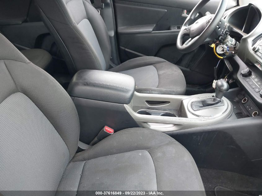 2015 KIA SPORTAGE LX - KNDPB3AC3F7761642