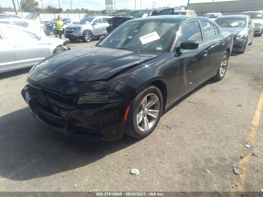 VIN 2C3CDXHG5JH175860 2018 DODGE CHARGER SXT PLUS