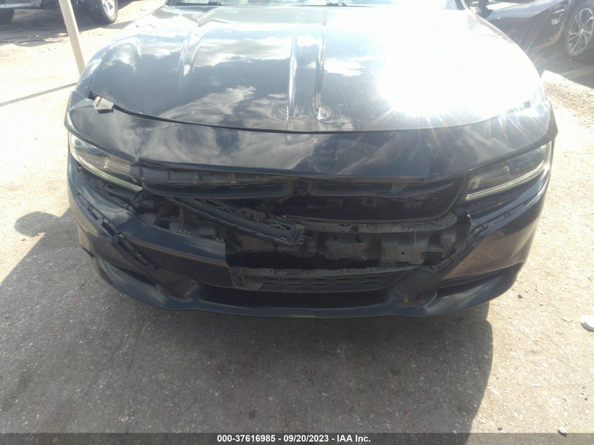 VIN 2C3CDXHG5JH175860 2018 DODGE CHARGER SXT PLUS
