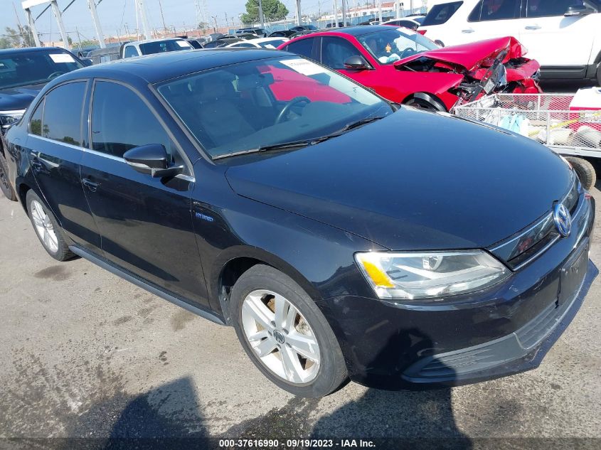 2013 VOLKSWAGEN JETTA SEDAN HYBRID SEL - 3VW637AJ7DM305402