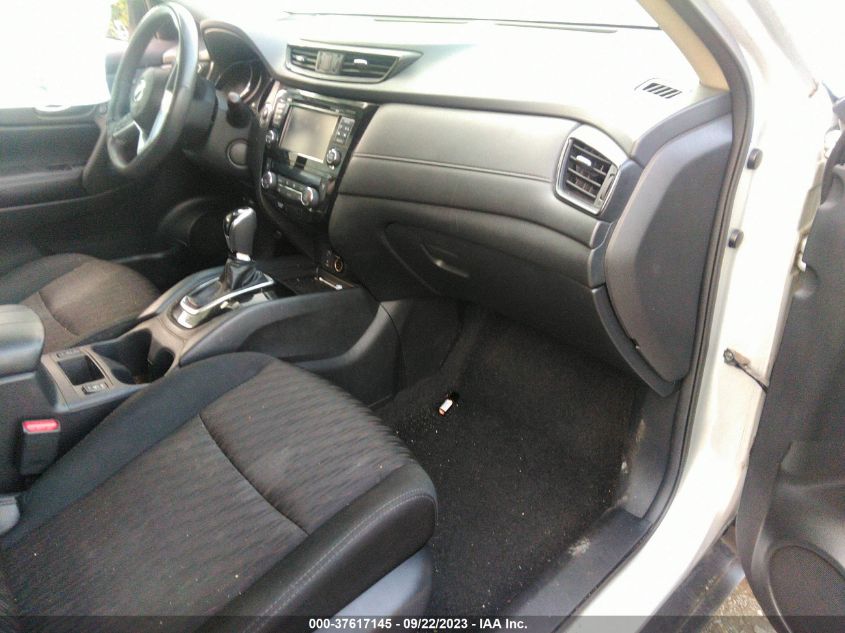 2017 NISSAN ROGUE SV - 5N1AT2MV4HC823422