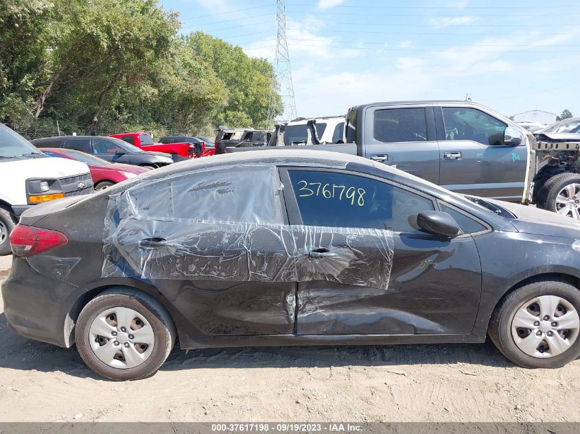 2017 KIA FORTE LX - 3KPFK4A70HE026964