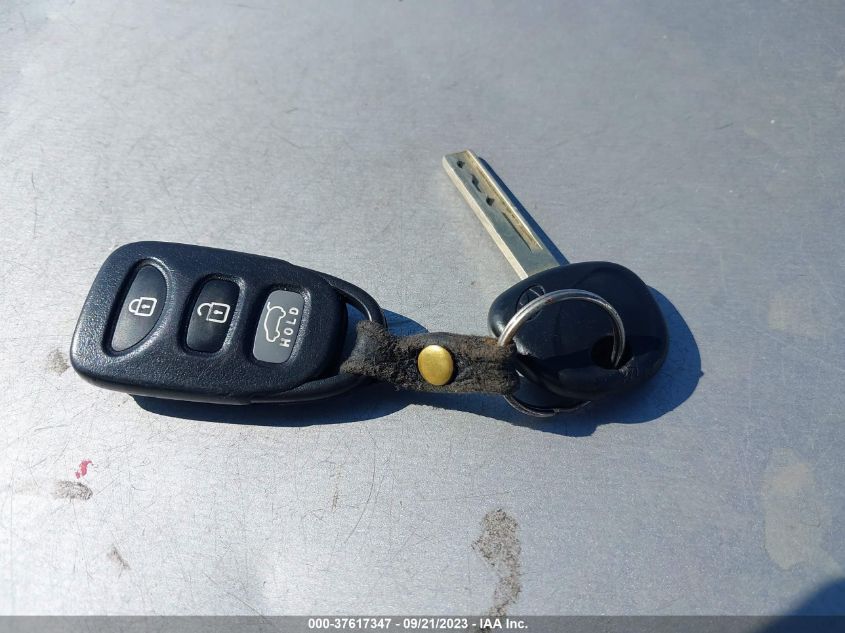 2013 HYUNDAI ELANTRA GT - KMHD35LE2DU062099