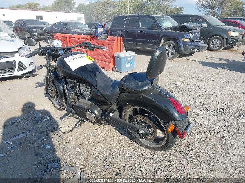 2012 VICTORY MOTORCYCLES VEGAS 8-BALL 5VPGA36N8C3010490