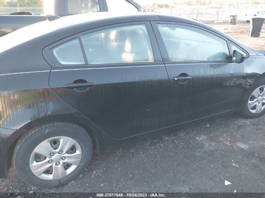 2015 KIA FORTE LX - KNAFK4A69F5405037