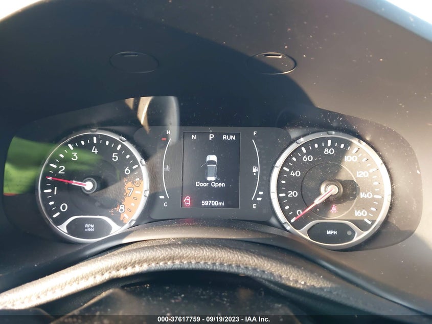 VIN ZACCJBBB4HPF65619 2017 JEEP RENEGADE LATITUDE