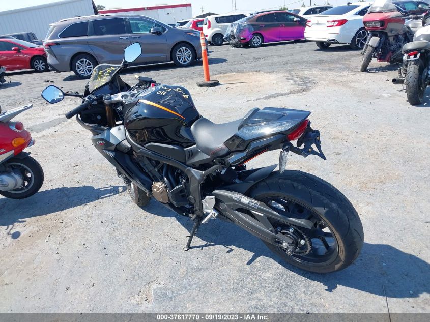 2022 HONDA CBR650 RA - MLHRH0157N5300071