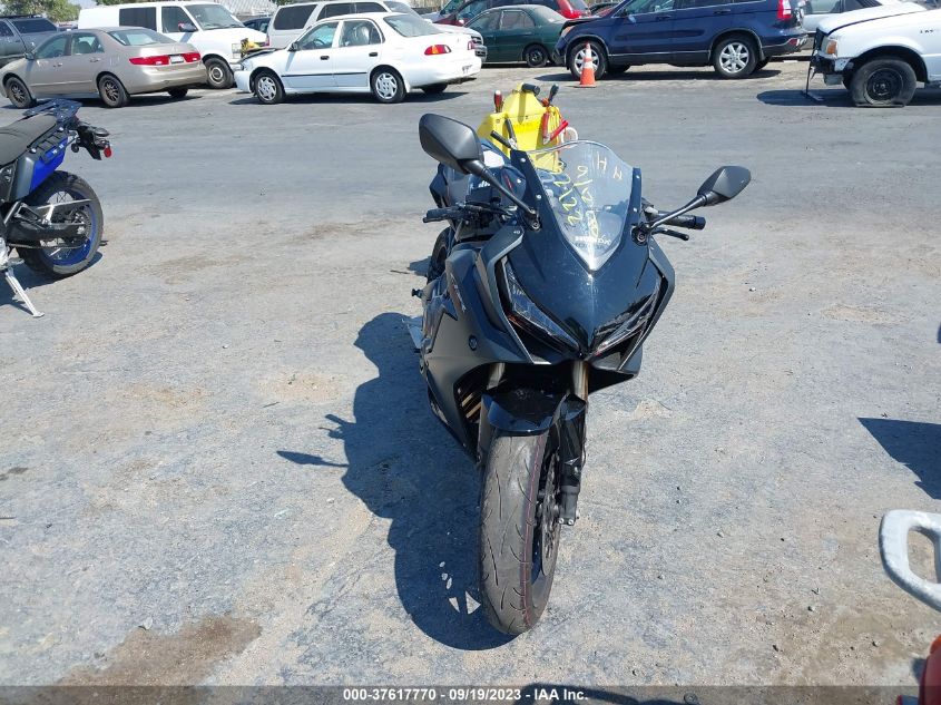 2022 HONDA CBR650 RA - MLHRH0157N5300071
