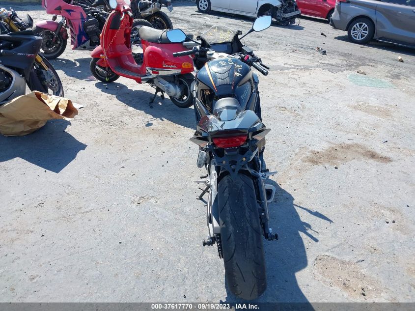 2022 HONDA CBR650 RA - MLHRH0157N5300071