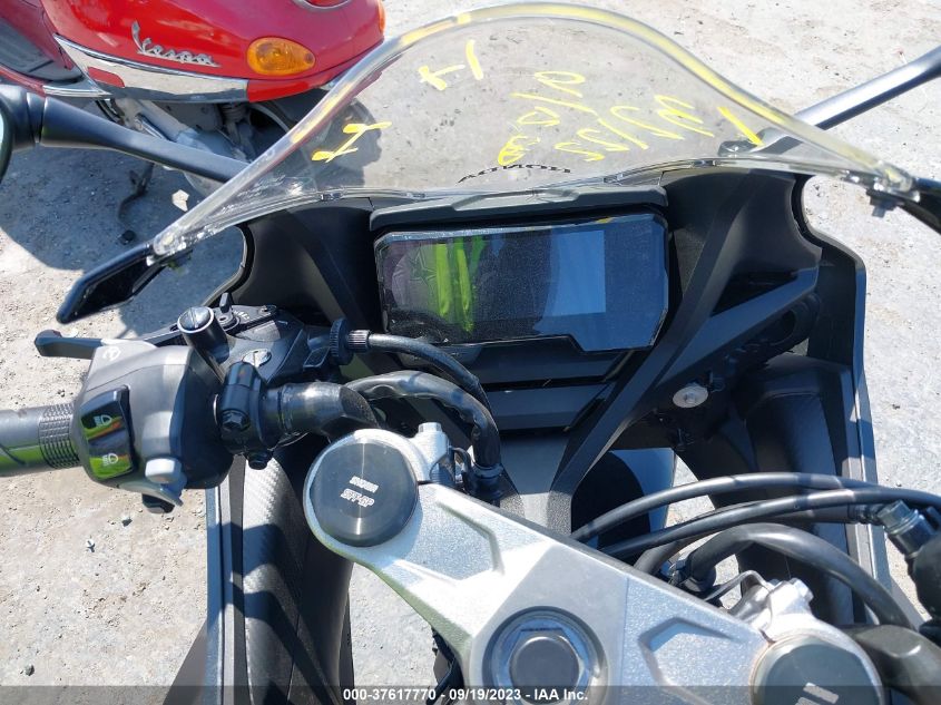 2022 HONDA CBR650 RA - MLHRH0157N5300071