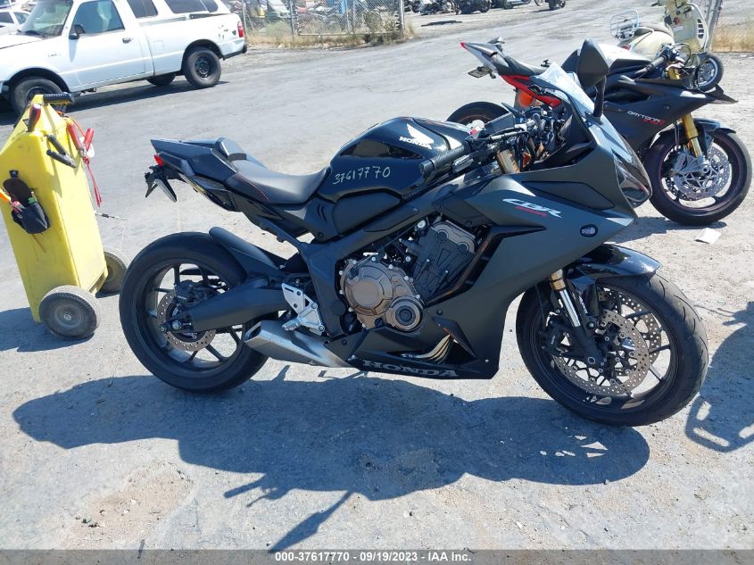 2022 HONDA CBR650 RA - MLHRH0157N5300071