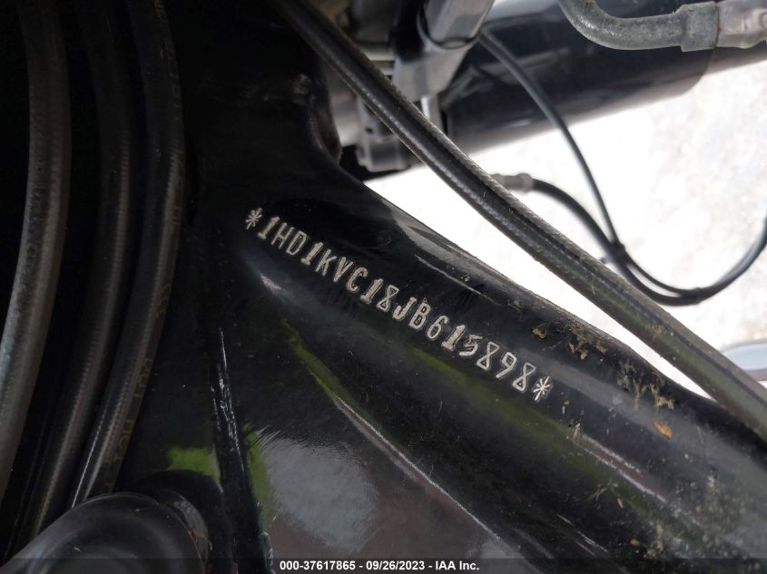2018 HARLEY-DAVIDSON FLHRXS 1HD1KVC18JB615898
