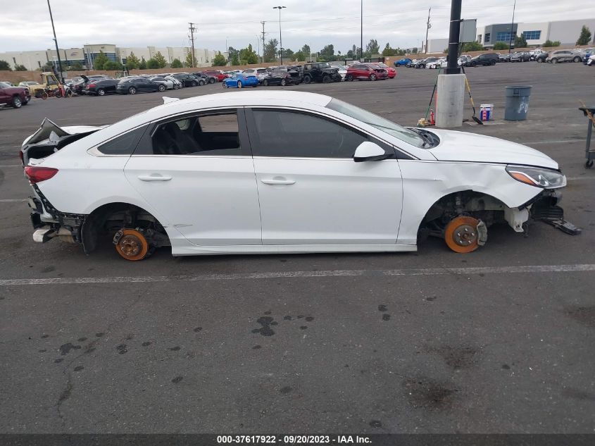 2018 HYUNDAI SONATA SE - 5NPE24AF2JH715182