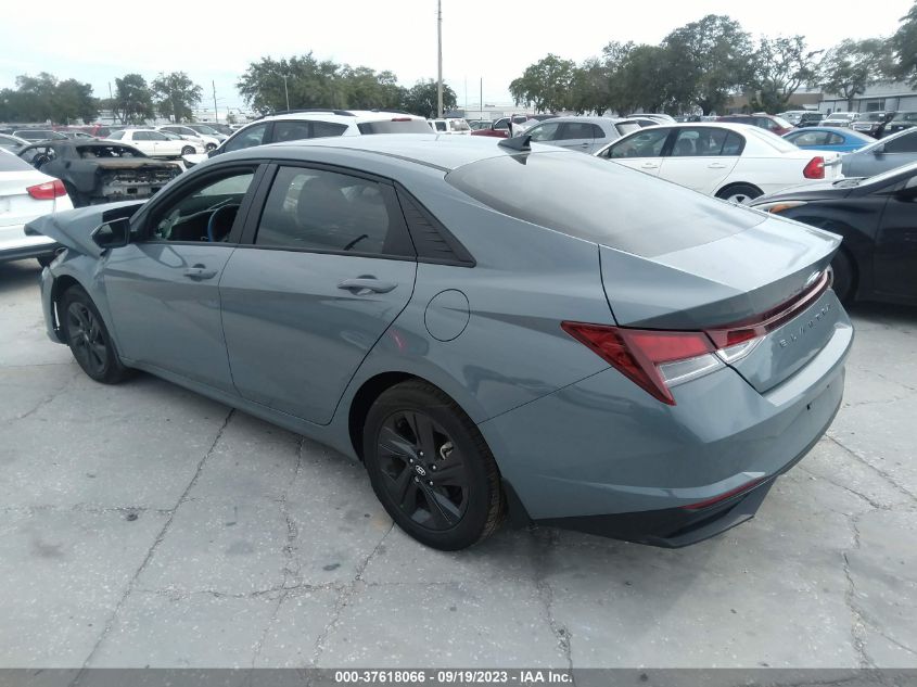 KMHLM4AG1PU395552 Hyundai Elantra SEL 3