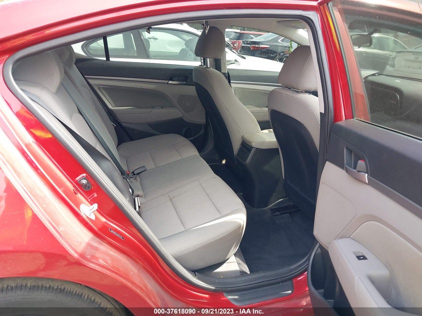 VIN 5NPD84LF4JH357056 2018 HYUNDAI ELANTRA SEL