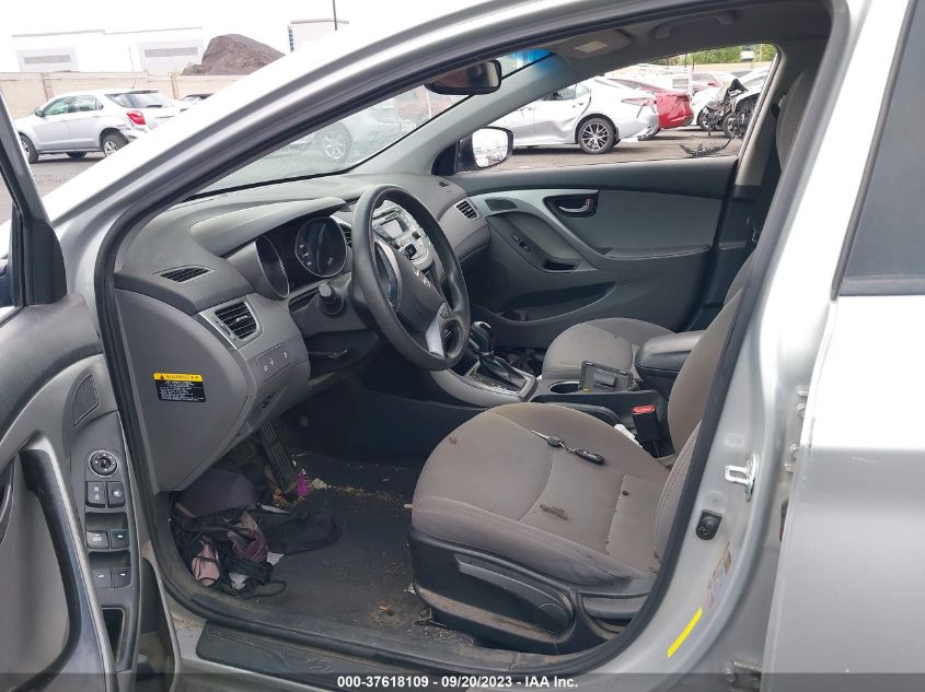 2016 HYUNDAI ELANTRA SE/SPORT/LIMITED - 5NPDH4AE9GH666203