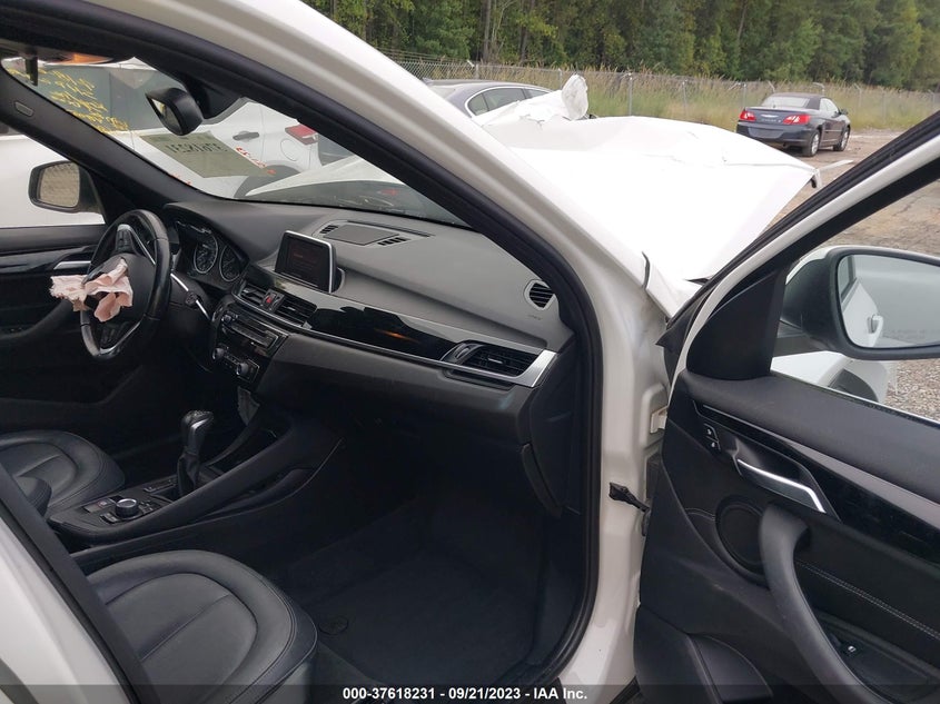 VIN WBXHT3C38J5K24805 2018 BMW X1 XDRIVE28I
