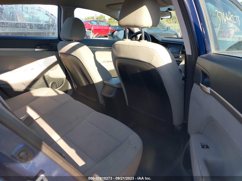 VIN 5NPD74LF5KH423229 2019 HYUNDAI ELANTRA SE