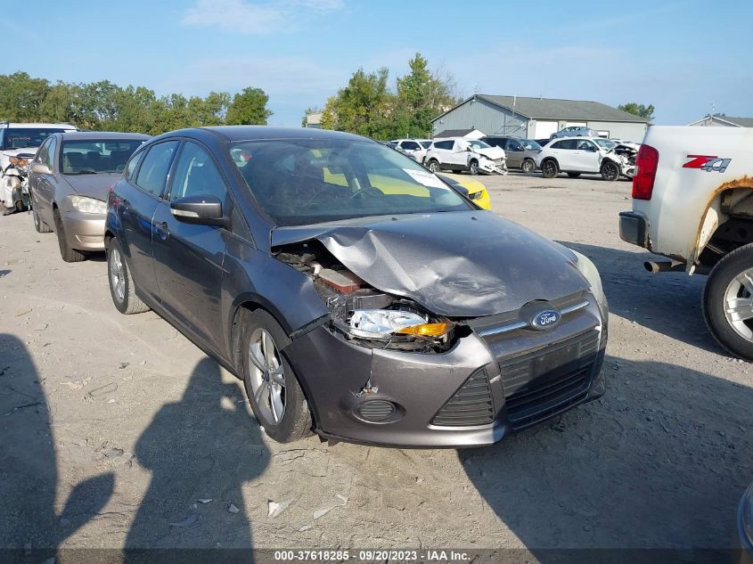 2014 FORD FOCUS SE - 1FADP3K24EL272513