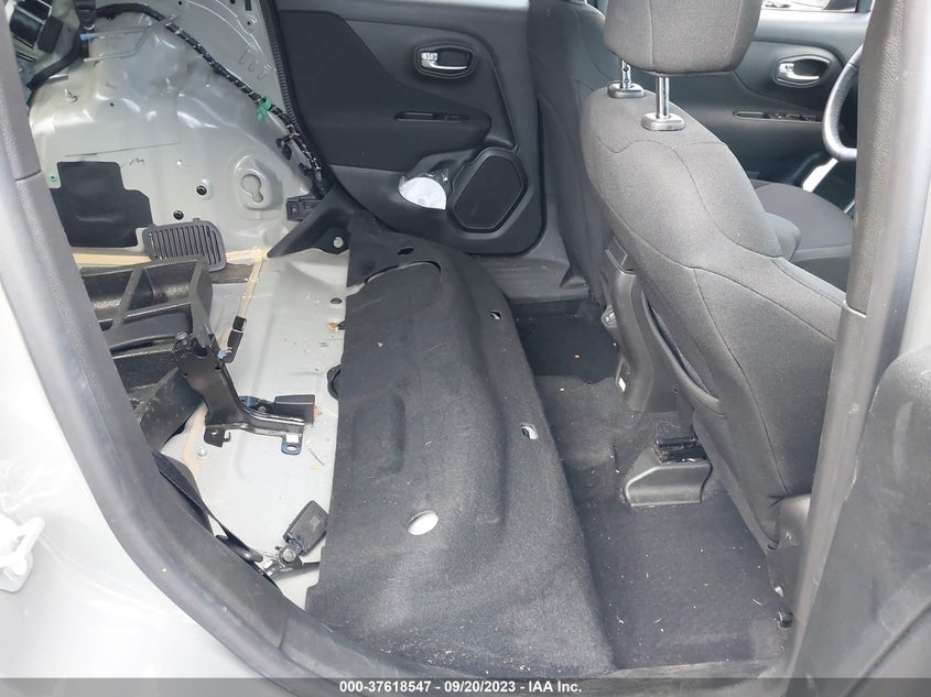 VIN ZACNJDBBXMPN09860 2021 JEEP RENEGADE LATITUDE