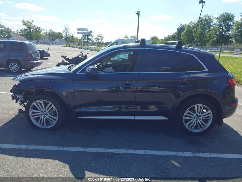 VIN WA1BNAFY6K2017769 2019 AUDI Q5 45 PREMIUM